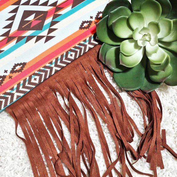 Crossbody Clutch Bag. Southwestern Pattern. Faux Leather Fringe. NWT - Picture 5 of 6